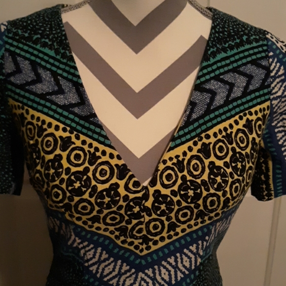 Dress - Picture 4 of 4